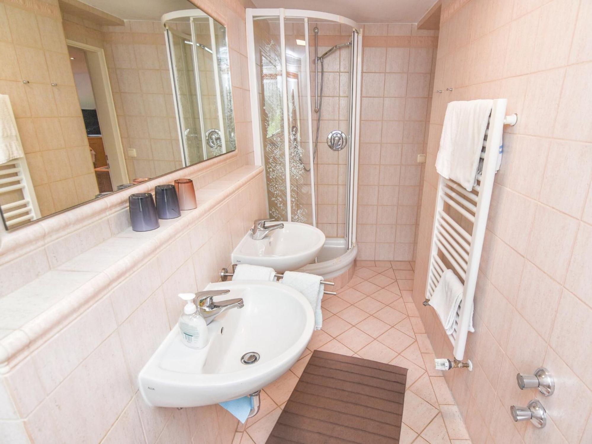 Pleasant Apartment In Ruhpolding With Swimming Pool 外观 照片